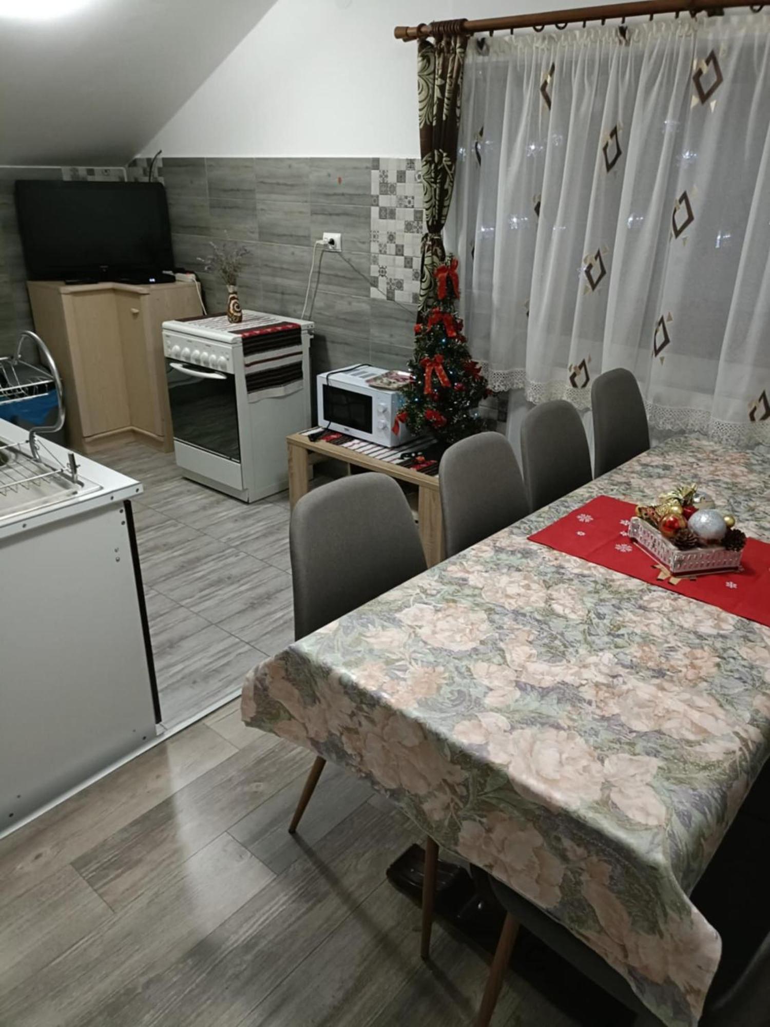 Casa Alex Hotel Toplita  Bagian luar foto